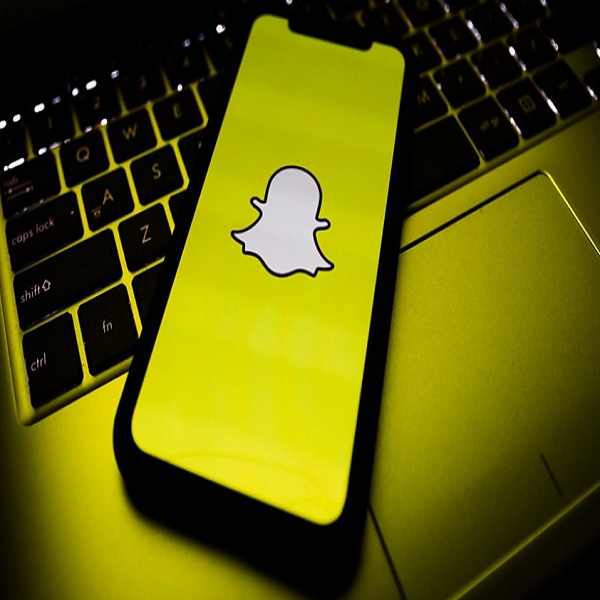 Snapchat’s AI Selfie feature: Privacy and Data Handling concerns